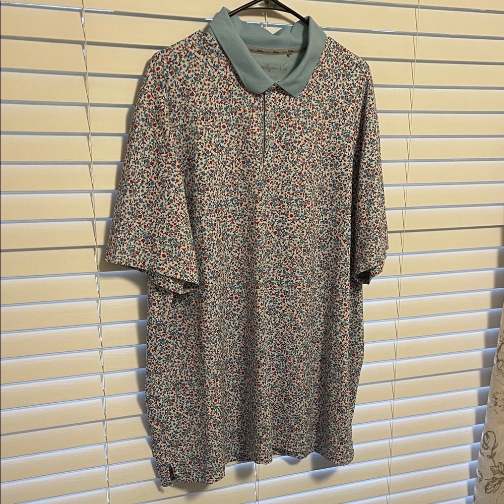 Walter Hagen Men's Light Blue Golf Polo Shirt with Floral pattern